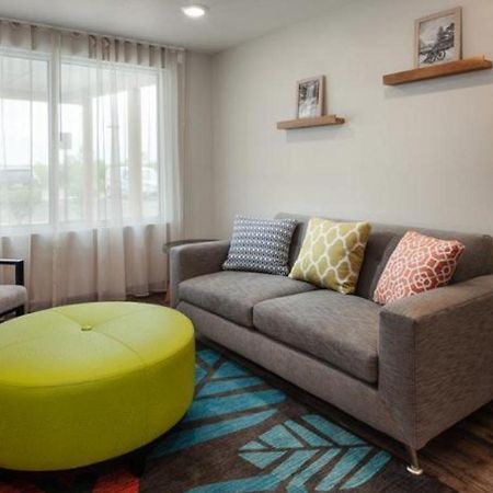 Woodspring Suites Columbus Urbancrest Grove City Buitenkant foto