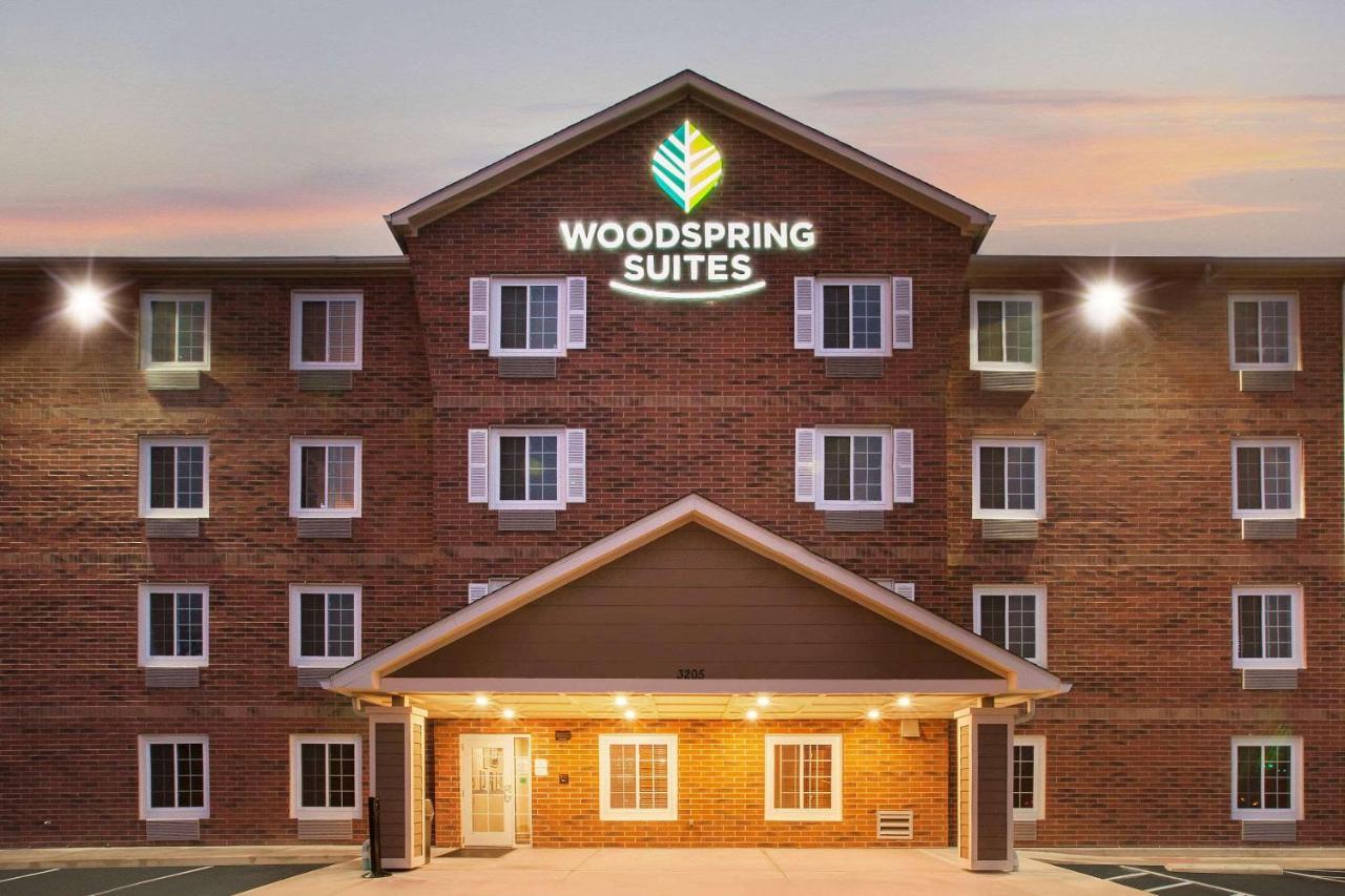 Woodspring Suites Columbus Urbancrest Grove City Buitenkant foto